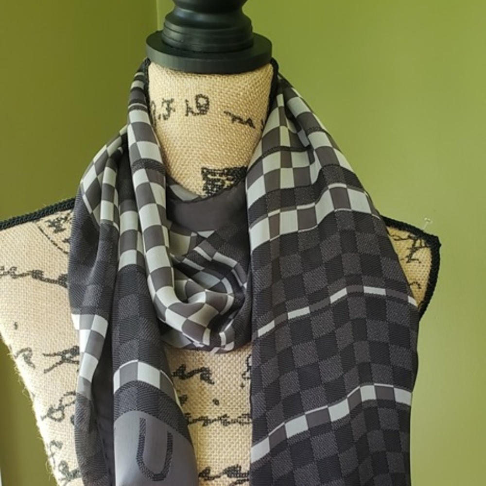 LV 100% Silk Scarf/Wrap in Black/White